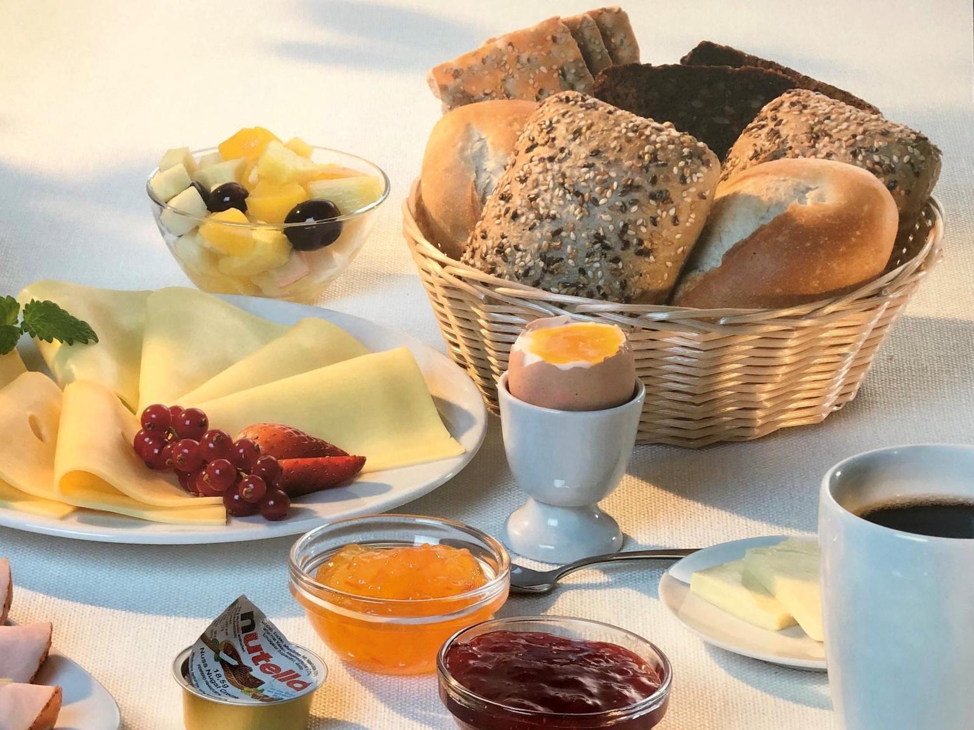 Hotel Am Bayrischen Platz Leipzig Luaran gambar