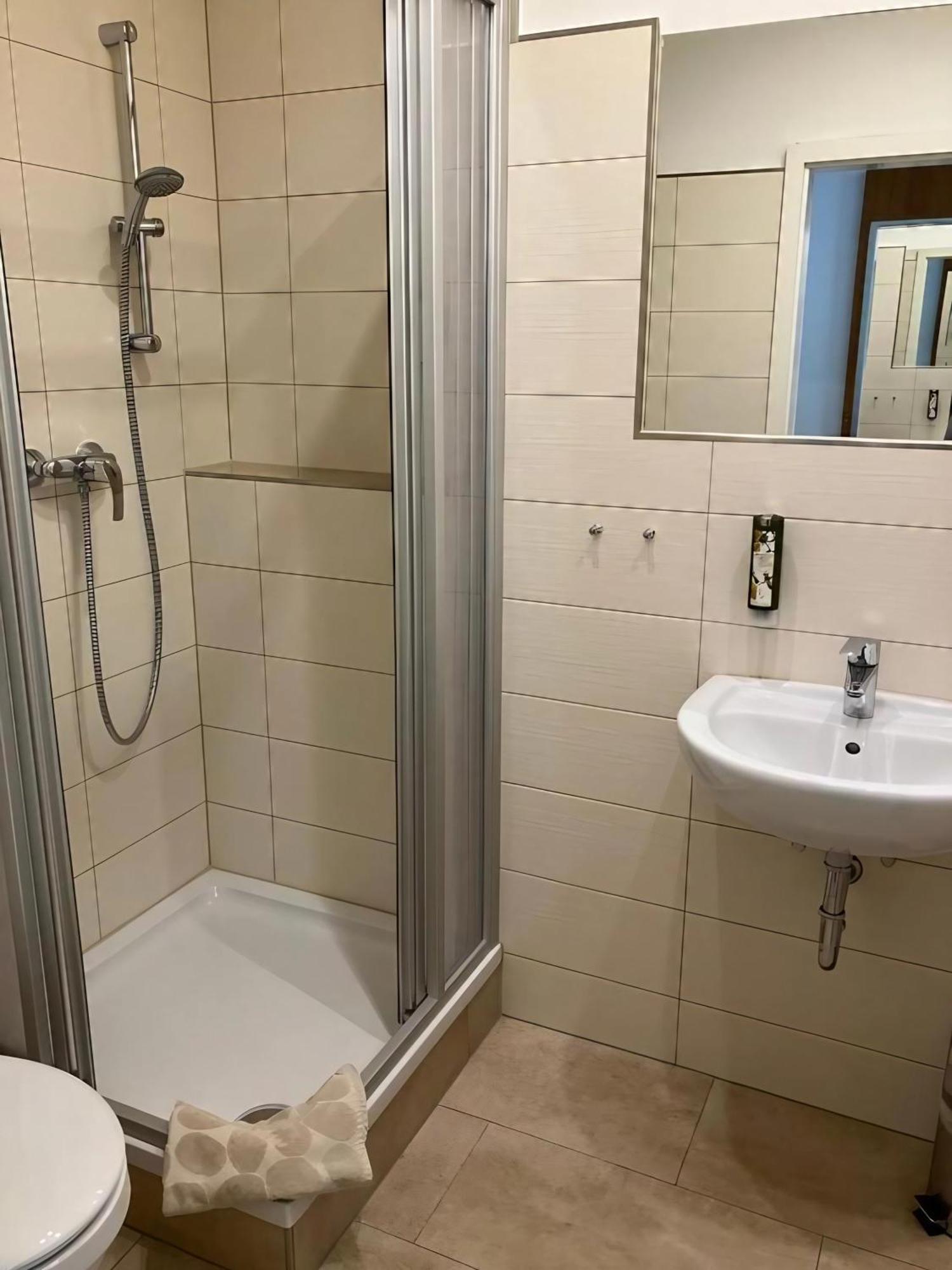 Hotel Am Bayrischen Platz Leipzig Luaran gambar